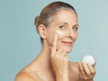 Cuidado de la piel durante la menopausia: consejos y tratamientos